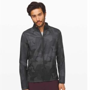 ISO Lululemon Geo Camo Obsidian Refective Camo M